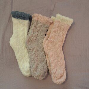 Woman's Socks - Set of 3